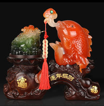 Load image into Gallery viewer, Chinese Feng Shui Lucky Wealth Gold Fish Toad Statue Home/Office Decor Sculpture Craft Living Room TV Cabinet Fortune Ornament Housewarming Gift