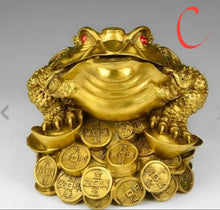 Load image into Gallery viewer, Chinese Feng Shui Lucky Wealth Money Toad Gourd Brass Copper Statue Home/Office Decor Sculpture Craft Living Room TV Cabinet Fortune Ornament Housewarming Gift