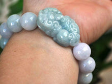 Load image into Gallery viewer, 10%OFF) 55-60 mm Certified Natural Jadeite Emerald Jade Stretchy-Bracelet《Grade A》