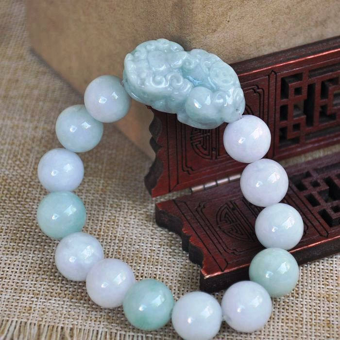 10%OFF) 55-60 mm Certified Natural Jadeite Emerald Jade Stretchy-Bracelet《Grade A》