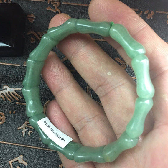 10% OFF) 56-62mm Certified Natural Ice Emerald Jade Bracelet Bangle