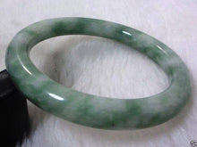 Load image into Gallery viewer, 10% OFF) 55-65 mm Certified Natural Jadeite Emerald Jade Bangle《Grade A》