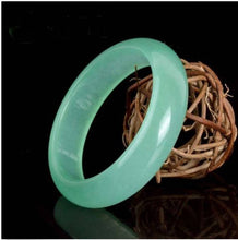 Load image into Gallery viewer, 10% OFF- 58/59/60 mm Certified Natural Ice Emerald A Jade HandCarved Bangle