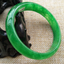 Load image into Gallery viewer, 10% OFF- 55/56/57 mm Certified Natural Jadeite Emerald Jade Bangle《Grade A》M528