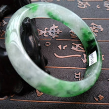 Load image into Gallery viewer, 10% OFF- 55/56/57 mm Certified Natural Jadeite Emerald Jade Bangle《Grade A》M518