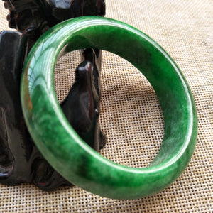 10% OFF- 55/56/57 mm Certified Natural Jadeite Emerald Jade Bangle《Grade A》V560