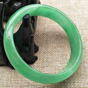 10% OFF- 57/58/59 mm Certified Natural Jadeite Emerald Jade Bangle《Grade A》W110