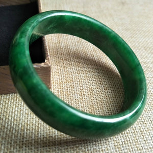 10% OFF- 57/58/59 mm Certified Natural Jadeite Emerald A Jade HandCarved Bangle W109