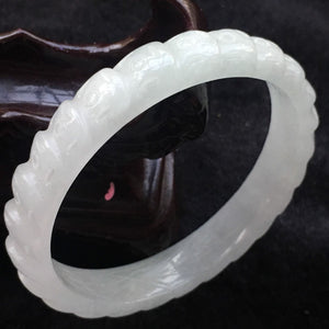 10% OFF- 55/56/57 mm Certified Natural Jadeite Emerald A*Jade Handcarved Flower Bangle X009