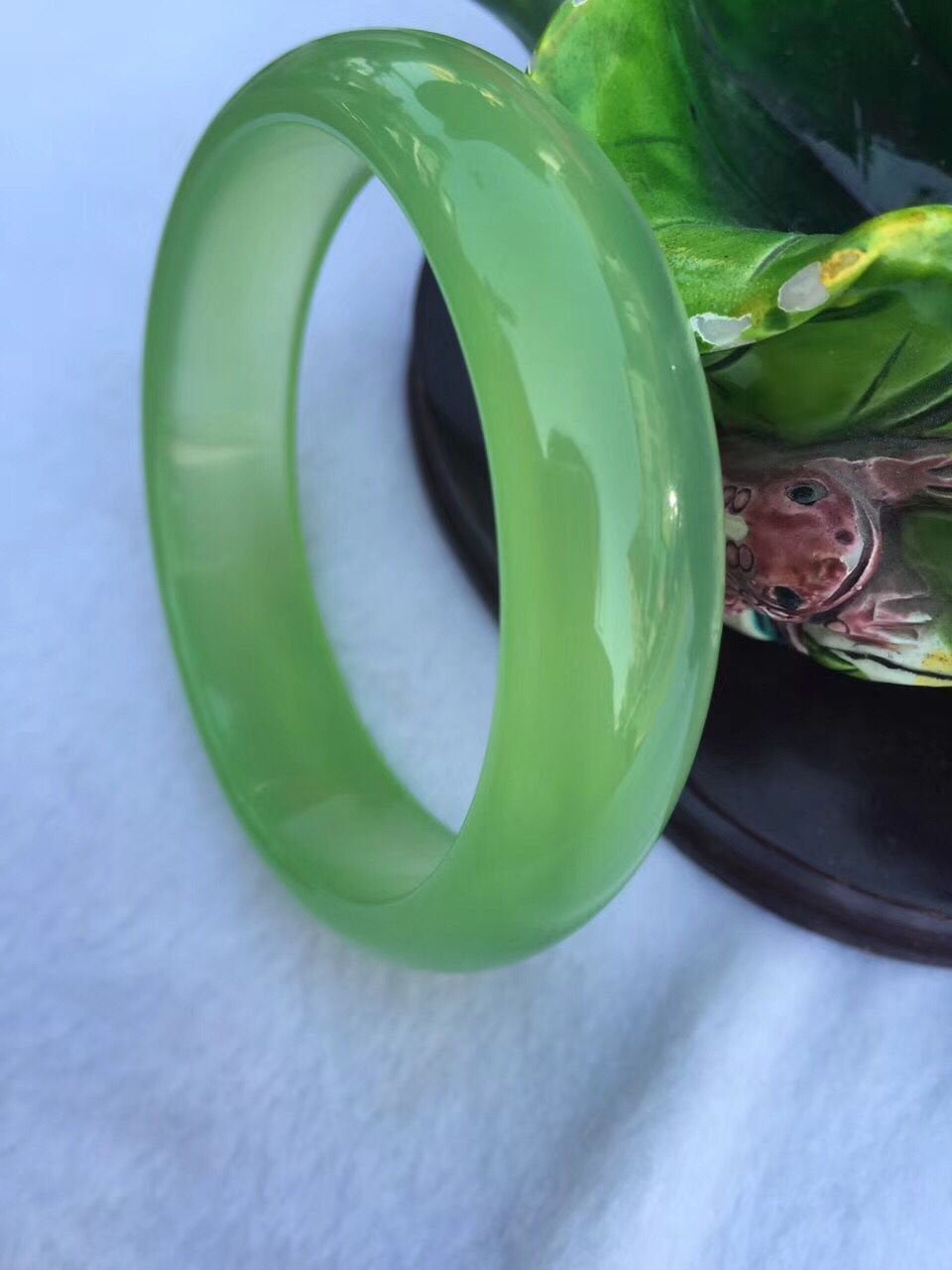 10% OFF- 54-65mm Certified Natural Green Nephrite Emerald A*Jade Carved Bangle