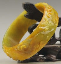 Load image into Gallery viewer, 10% OFF- 59/60/61mm Certified Chinese Natural Yellow Jadeite Emerald A*Jade HandCaved Flower Dragon-Phoenix Bangle A1940