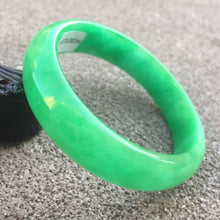 Load image into Gallery viewer, 10% OFF- 55/56/57mm Certified Natural Jadeite Emerald A*Jade HandCarved Bangle HA2106