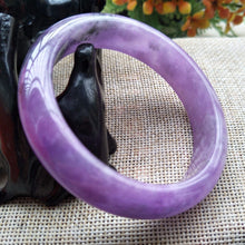 Load image into Gallery viewer, 10% OFF- 55/56/57mm Certified Natural Jadeite Emerald A*Jade HandCarved Bangle Z219