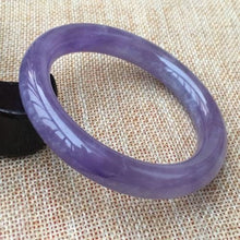 Load image into Gallery viewer, 10% OFF- 54/55/56mm Certified Natural Lavender Jadeite Emerald A*Jade HandCarved Bangle 0115