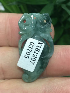 10% OFF- Certified Natural Oily Green Jadeite Emerald A*Jade HandCarved Peachant Pendant X3705