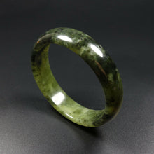 Load image into Gallery viewer, 10% OFF- 57/58/59mm Certified Natural Jadeite Emerald A*Jade Handcarved Bangle V2187