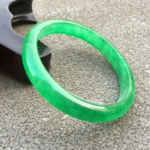 10% OFF- 56/57/58mm Certified Natural Green Jadeite Emerald A*Jade HandCarved Bangle x2565