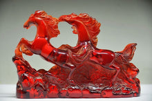 Load image into Gallery viewer, 5.43&#39;&#39;L- Chinese Natural Antique Exquisite GEOMANTIC AMBER Handcarved Sculpture Lucky HORSES Statue