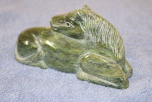 Load image into Gallery viewer, 6&#39;&#39;L- Chinese Antique Genuine Natural Green Jade HandCarved Lucky Horse Statue