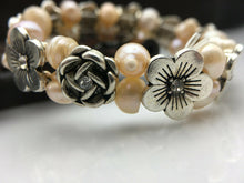 Load image into Gallery viewer, 10% OFF- 52-62mm Handmade Glamour Natural Freshwater Pearl Stretchy Bracelet Flower