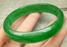 Load image into Gallery viewer, 10% OFF- 54/55/56mm Certified Natural Icy Jadeite Emerald A*Jade HandCarved Bracelet Bangle A1940