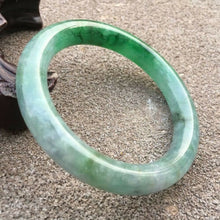 Load image into Gallery viewer, 10% OFF- 53/54/55mm Certified Natural Jadeite Emerald A*Jade Handcarved Round Bangle x9414