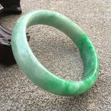 Load image into Gallery viewer, 10% OFF- 51/52/53mm Certified Natural Jadeite Emerald A*Jade Handcarved Bangle GX3652