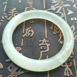 10% OFF- 51/52/53mm Certified Natural Clear Emerald Xiu Jade A HandCarved Round Bracelet Bangle A0010